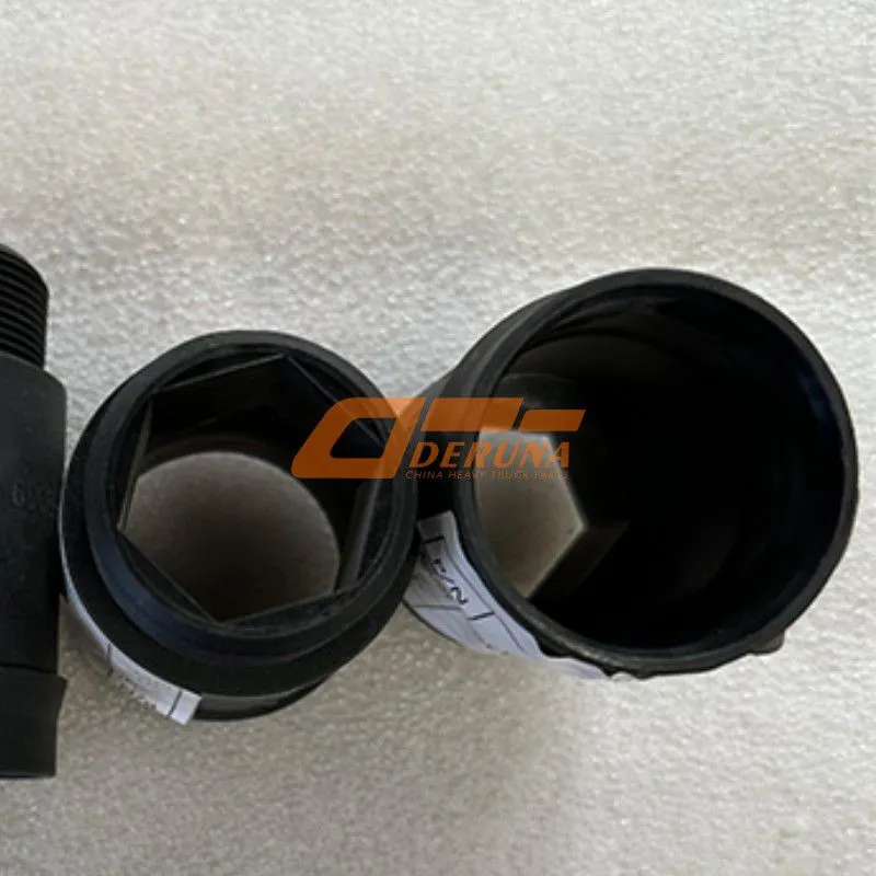 200V01810-0043 Tubo de llenado de combustible