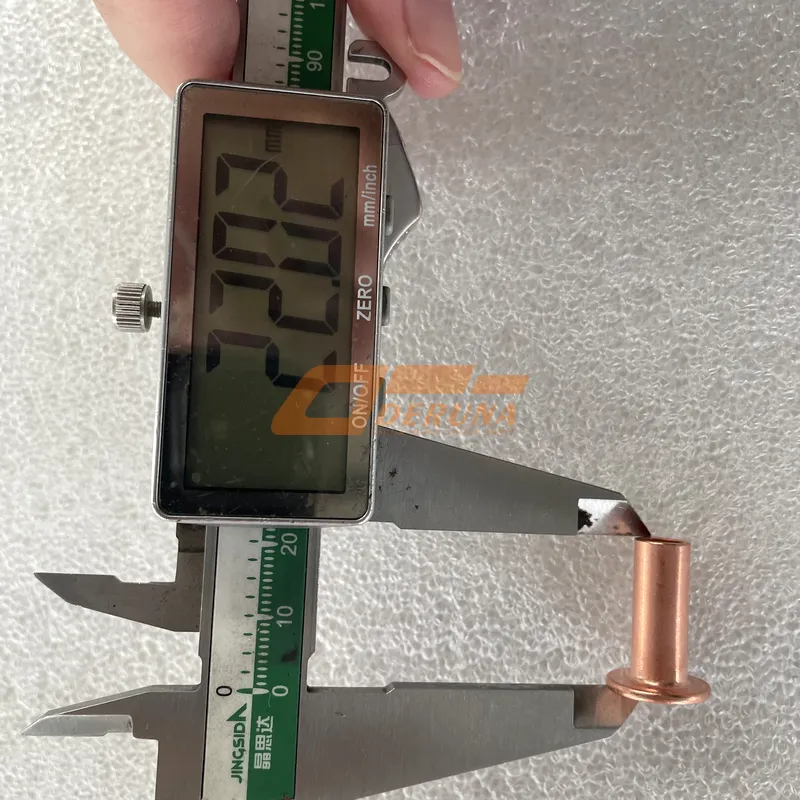 81.92201.0109 Remache D=8 L=22