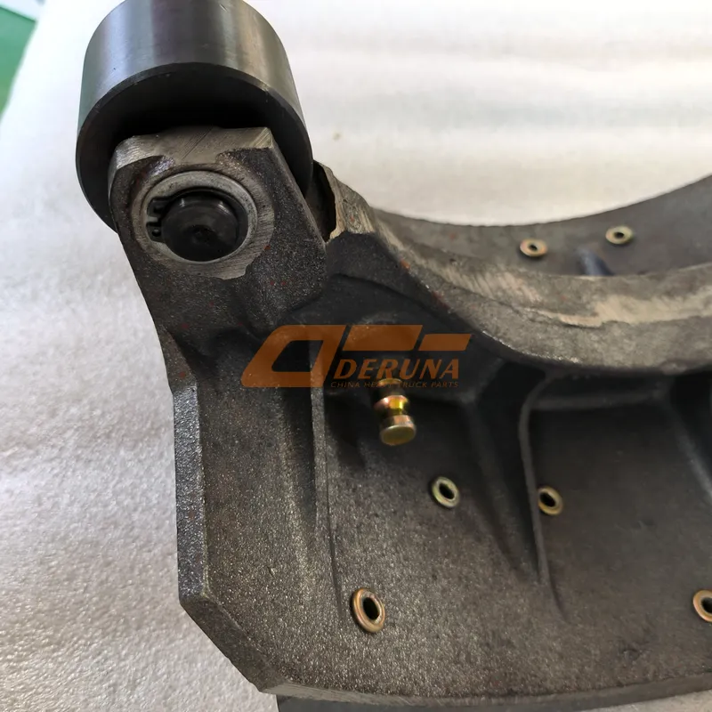 DZ9112340061 Rear Brake Pads With Roller (18 Holes) F3000